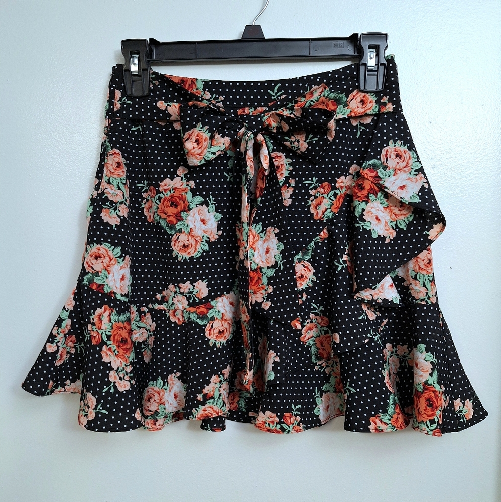 Lea&Viola Colorful Summer Boho Floral Polka Dot Ruffle Mini Skirt w Tie Festive